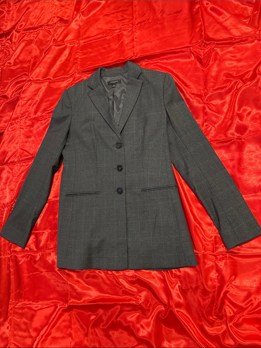 WOW POSHMARK - Authentic Ann Taylor Grey & Peach Blazer
